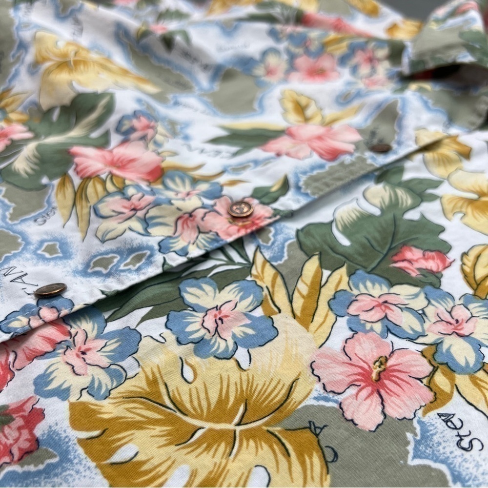 Rare Vintage Floral Button Up Shirt - Picture 11 of 11